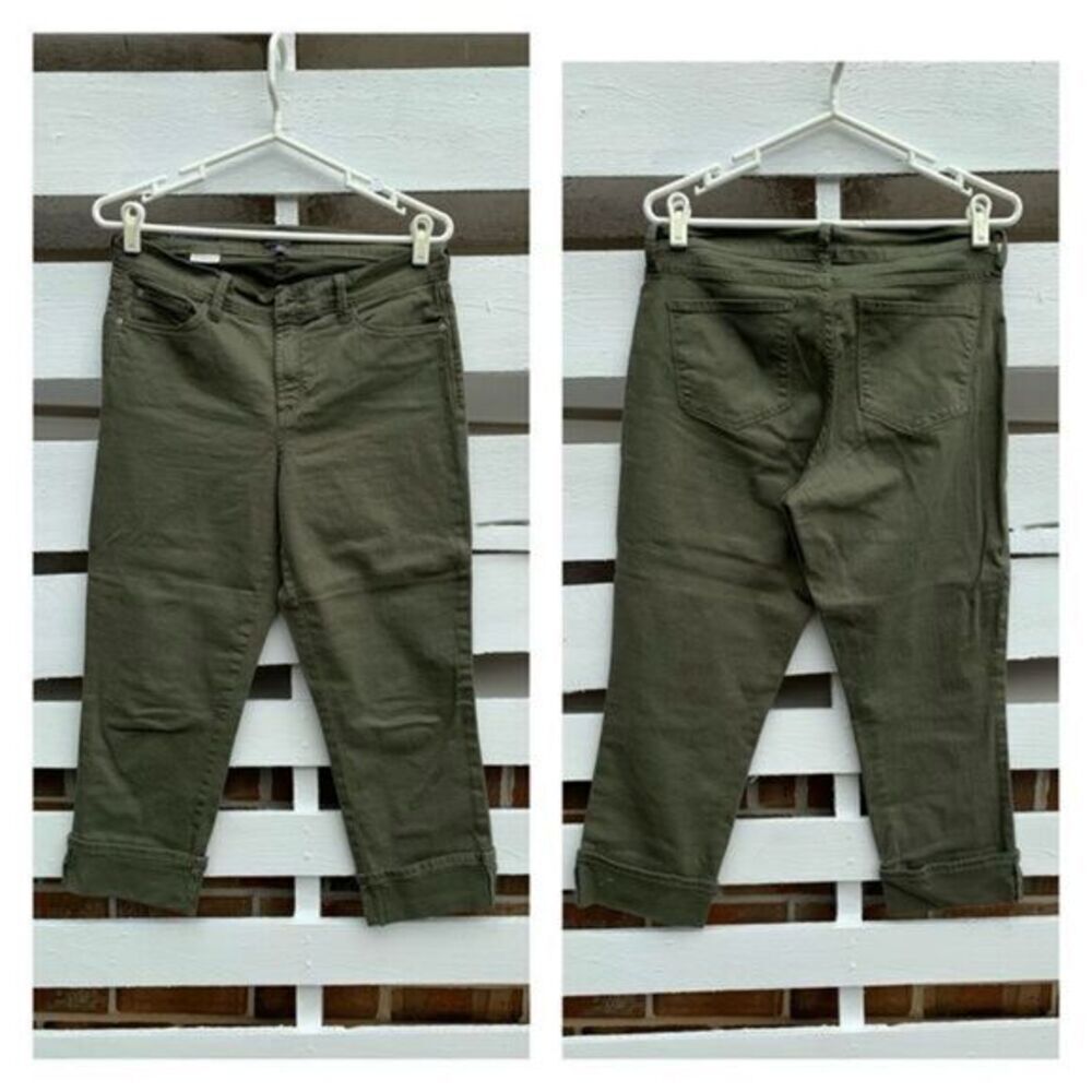NWOT NYDJ Dayla Cropped Olive Colored Jeans